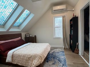 12 Ludlow St APT 3, Worcester, MA 01603