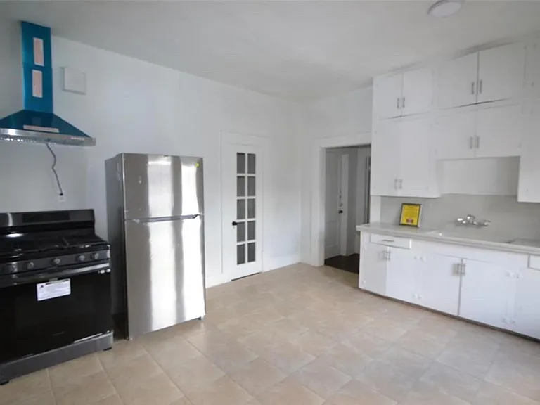 1517 Bonnie Brae St #4 — Photo 14