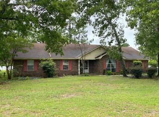 55 Minnow Dr, Jesup, GA 31545