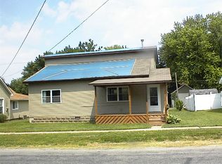 508 N Maple St, Mount Sterling, IL 62353