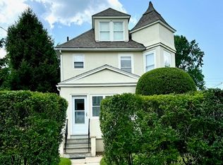 2 Hawkins Ave, Norwalk, CT 06855