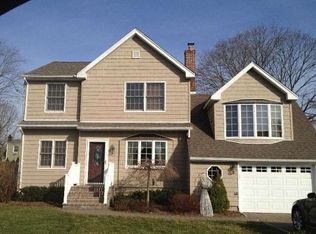 25 Raines St, Melville, NY 11747