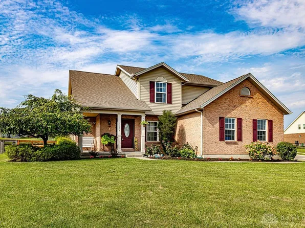 1196 E Brooke Dr, Monroe, OH 45050