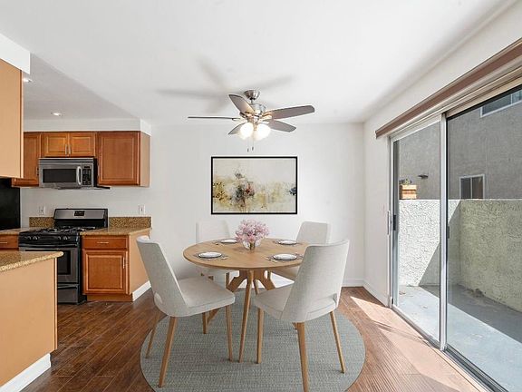 3rd image of 4238 Whitsett Ave APT 102