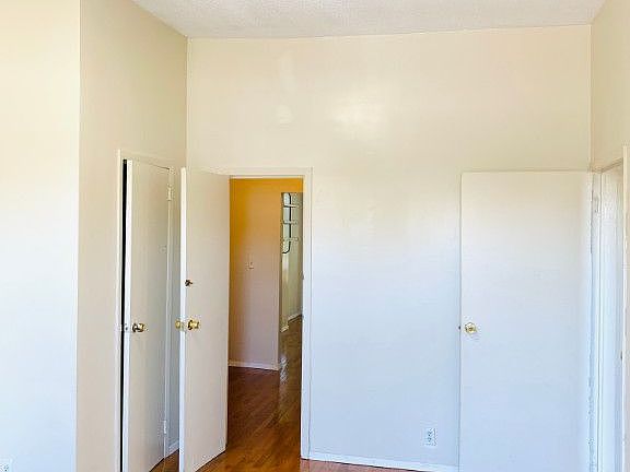 2nd image of 560 Willoughby Ave #2