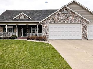 7137 Choctaw Ridge Rd NE, Cedar Rapids, IA 52411