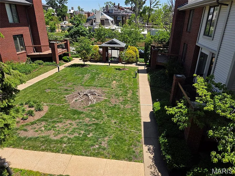 433 Clara Ave #12 — Photo 25
