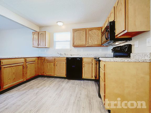 4th image of 7152 Kimble Dr