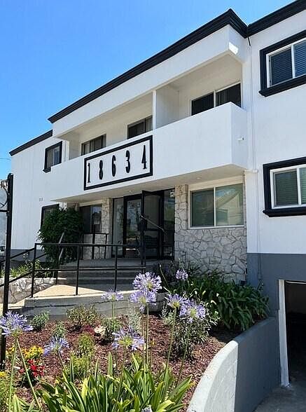 1st image of 18634 Clark St APT 202A