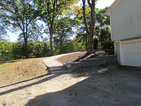 2nd image of 508 Hill Rd #A