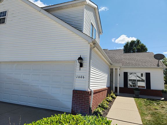 Exterior-2 car garage