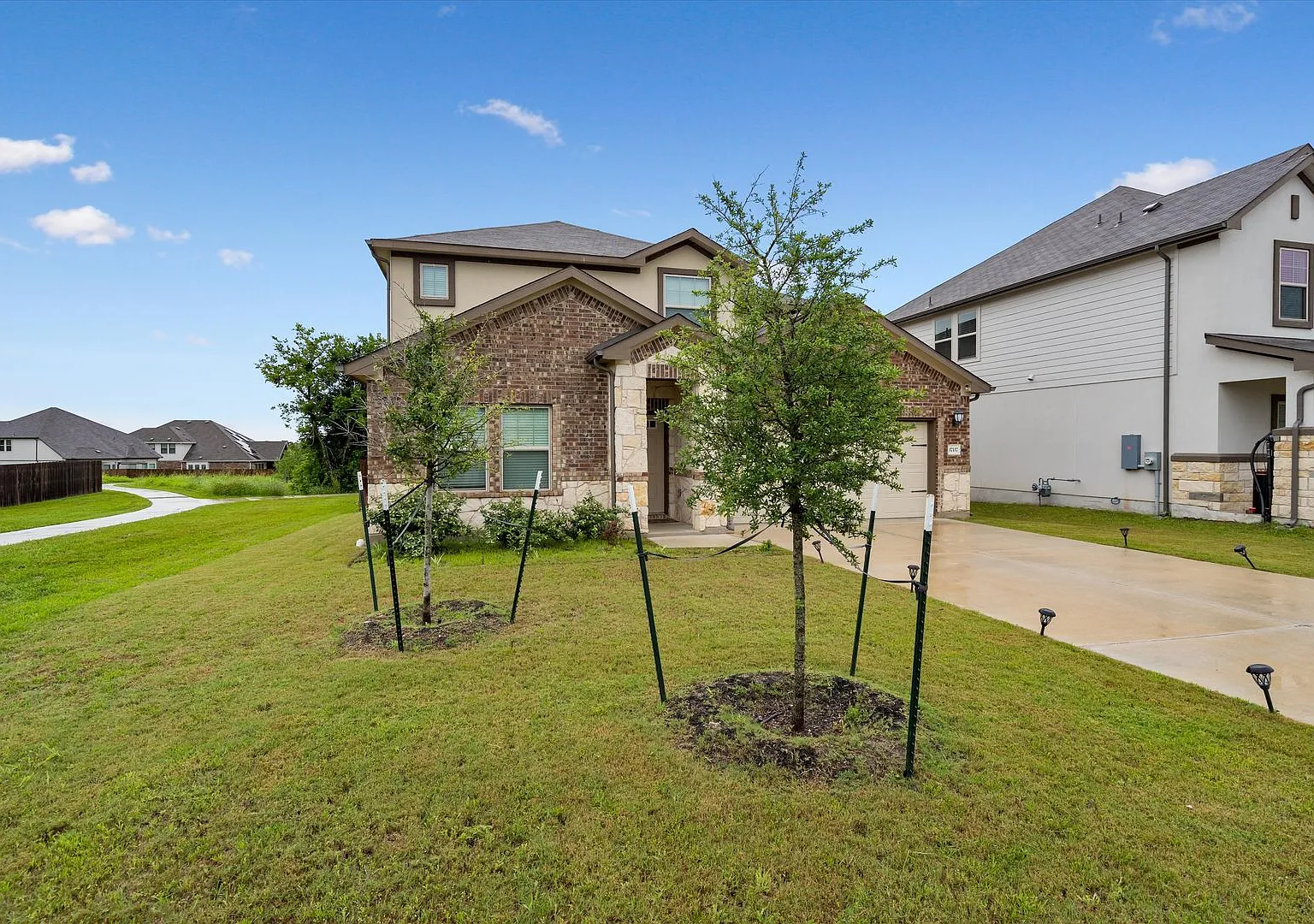 Wonderful 4-bedroom in Pflugerville, TX — Photo 2