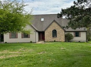 345 Needles Dr SW, Pataskala, OH 43062