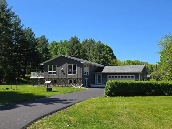 4230 Odegard Ave N, Stillwater, MN 55082