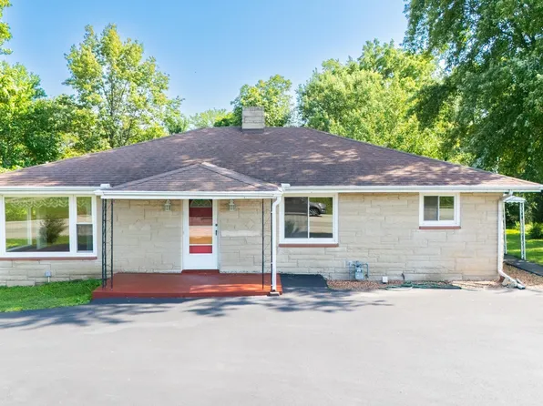 11706 W Farmington Rd, Hanna City, IL 61536