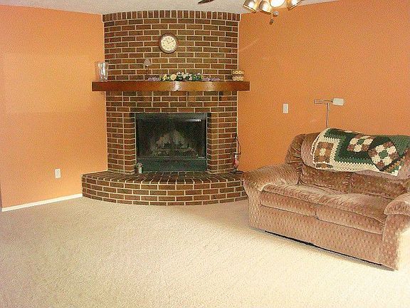 5th image of 6031 N Francis Pl