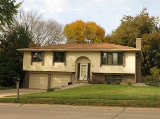 504 Marian Ave, Bellevue, NE 68005