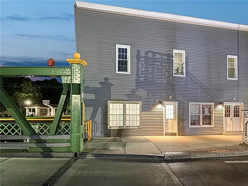 84 S Union St Photo 1