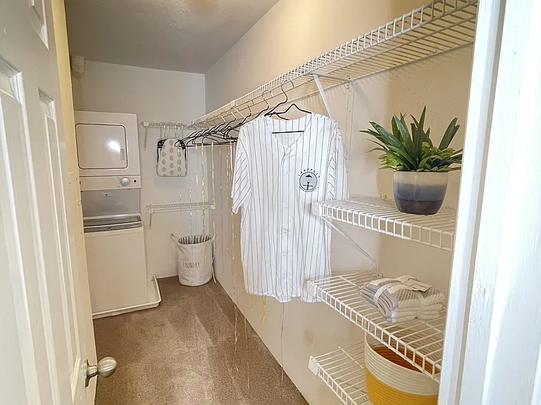 The Park @ Live Oak Apartments — Photo 48