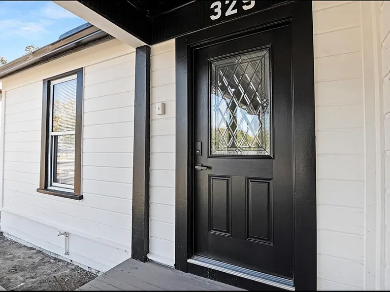 325 W Bush St #A — Photo 3