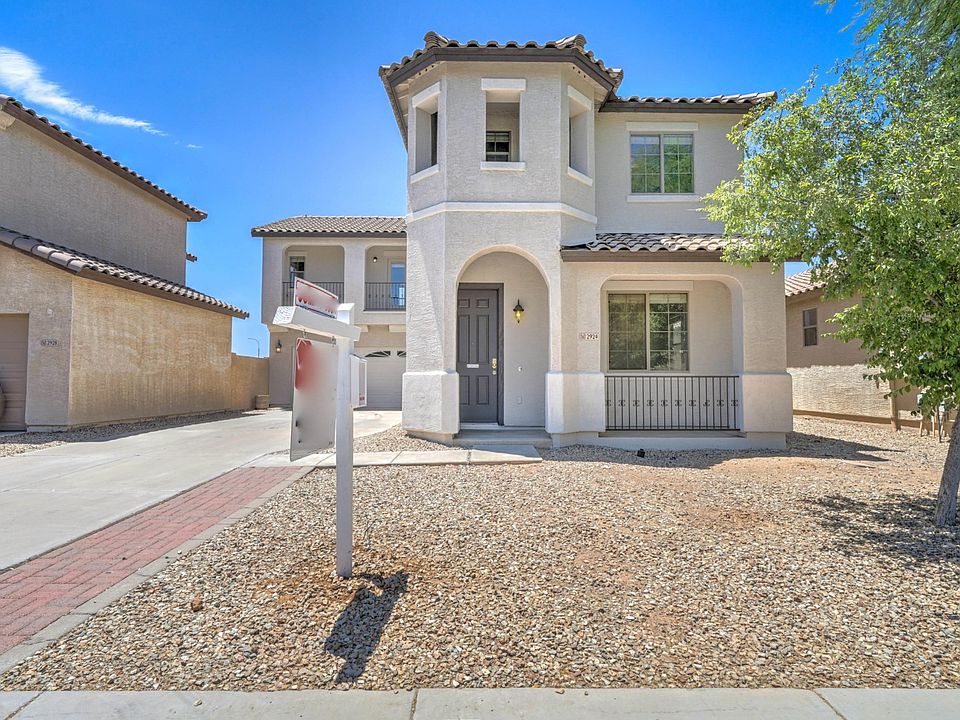 2924 S 94th Glen-1