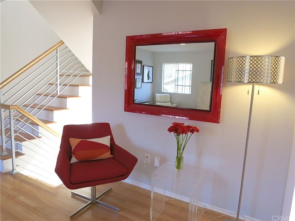 1st image of 705 S Broadway #B
