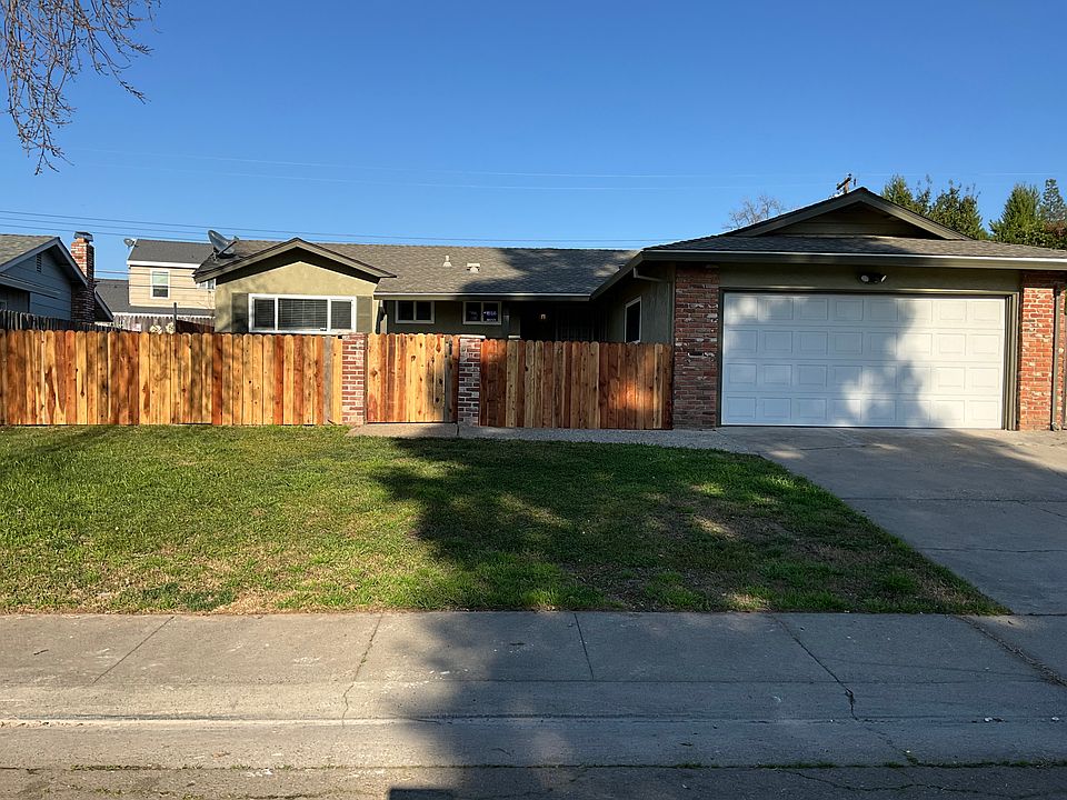 1st image of 5418 Bartig Way