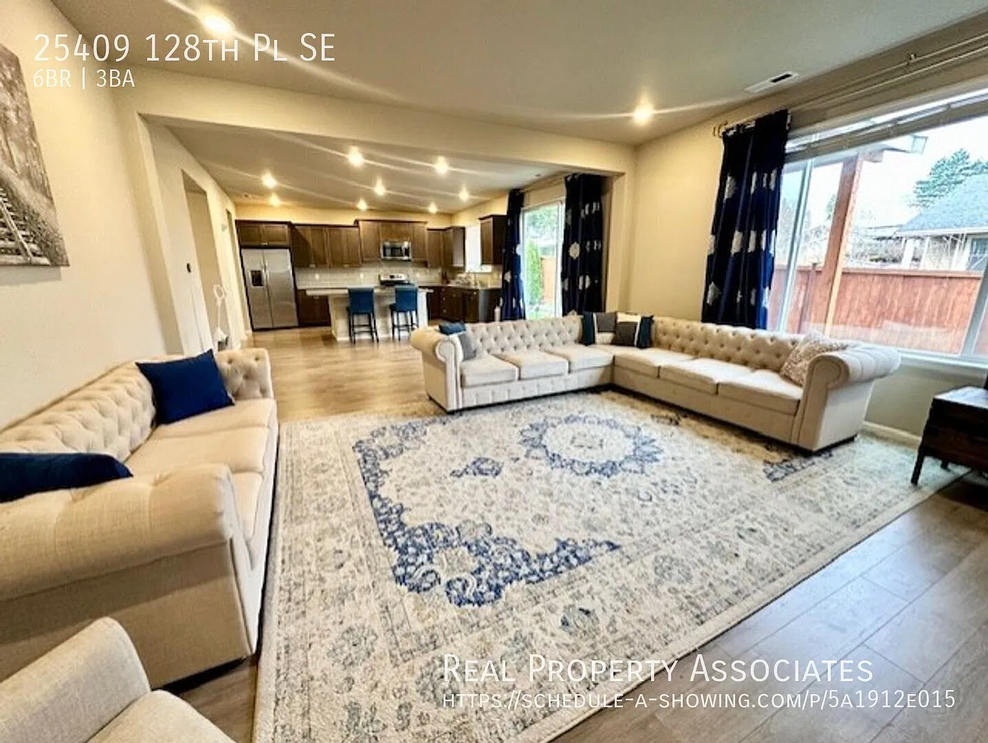 Furnished Optional Large Six Room Home on a Private Kent Neighborhood Cul-De-Sac — Photo 3