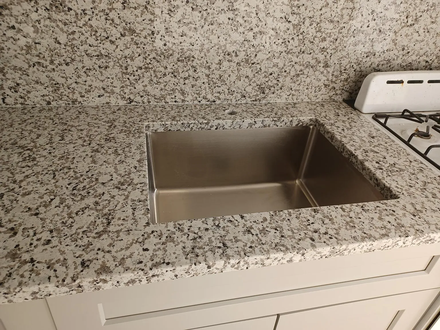 1 bed, 580 sqft, $1,550 — Photo 4