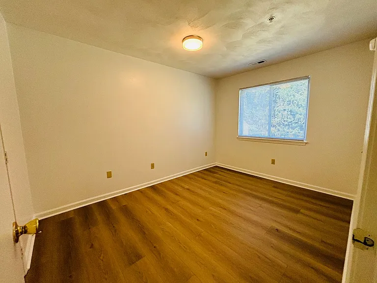 927AB - 410 Houston St. - DM — Photo 94