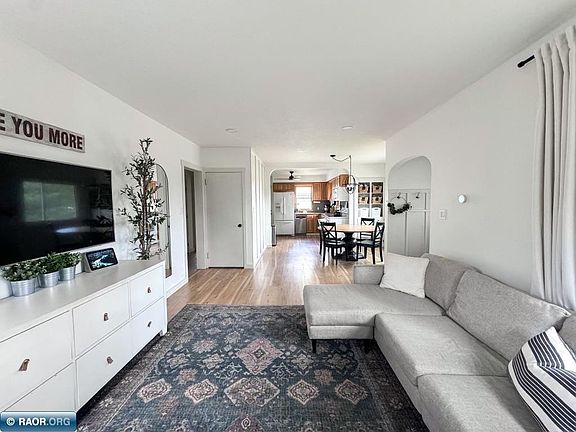 5th image of 107 N Auburn Ave