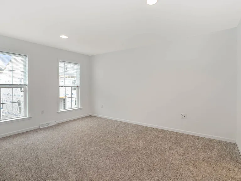 3117 Stall Ln — Photo 14