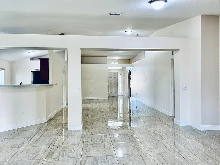 537 Mason Dr — Photo 18