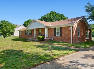 704 Redwood Cir, Columbia, TN 38401