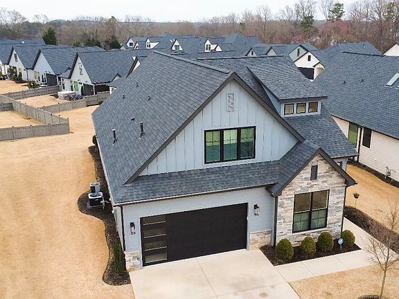 2nd image of 103 Ridan Rd