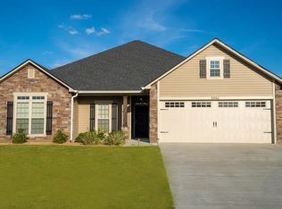 3960 Crusader Ct, Valdosta, GA 31605