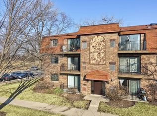 113 W Brandon Ct #E31, Palatine, IL