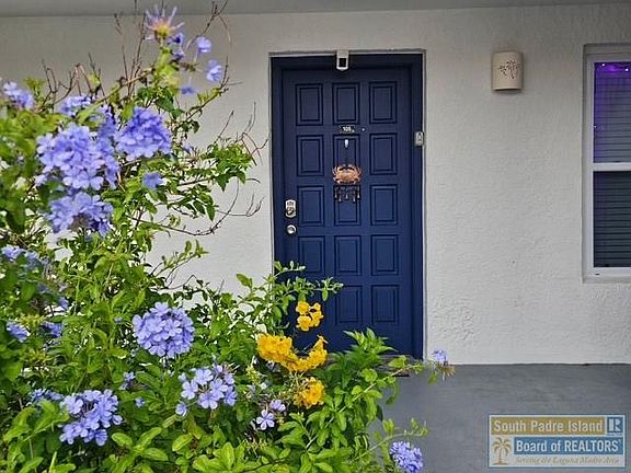 3rd image of 5601 Gulf Blvd #105