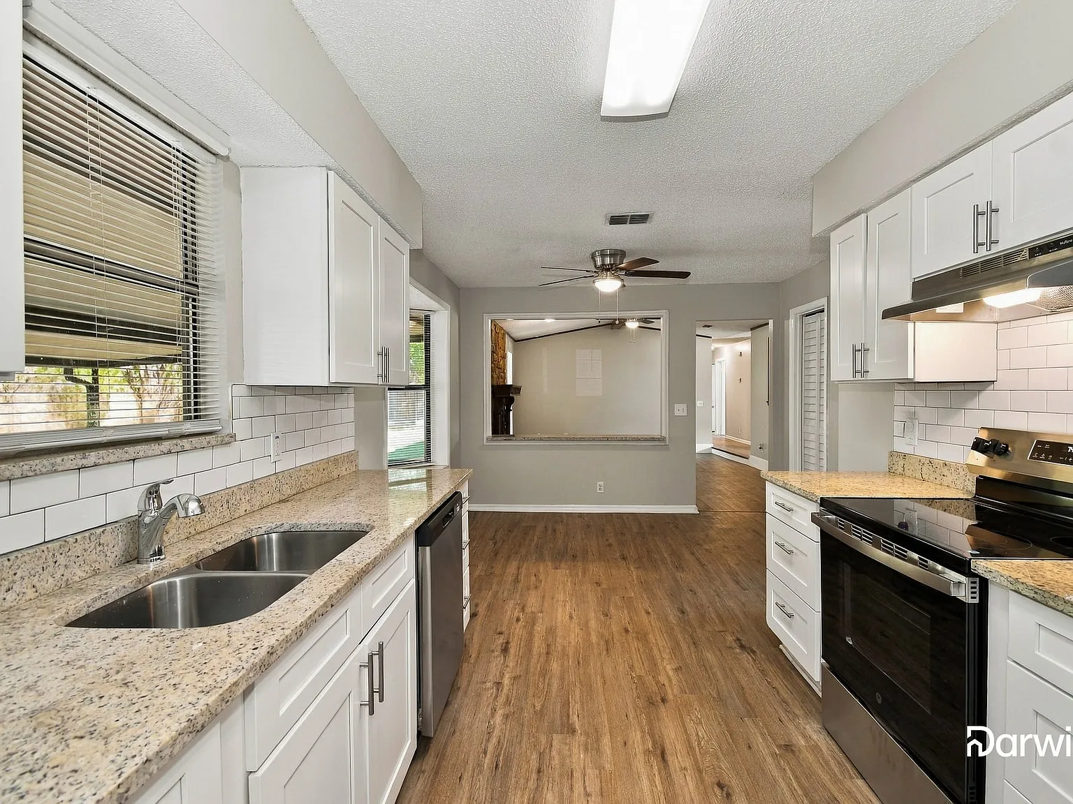 3 bed, 2.0 bath, 1564 sqft, $1,675 — Photo 3