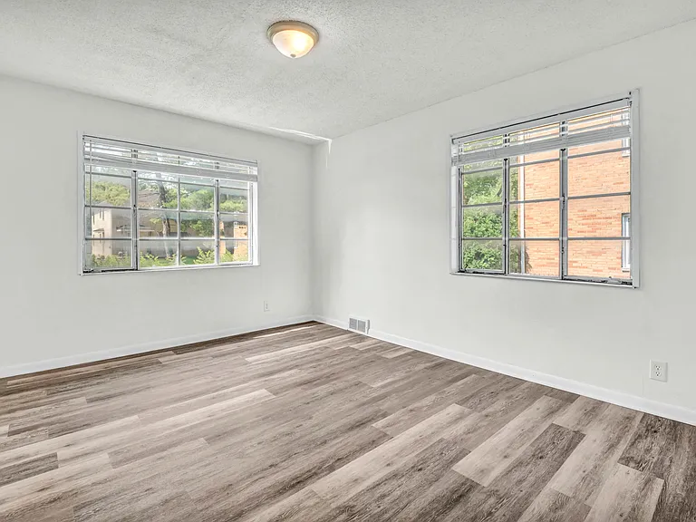 1787 Tanglewood Dr — Photo 27