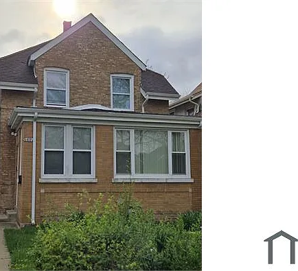 8825 S Michigan Ave — Photo 1