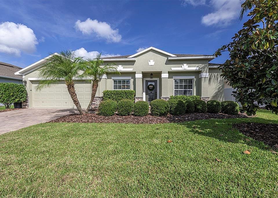 1st image of 747 Meadow Glade Dr