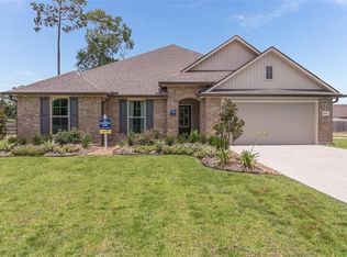 1054 N Berryvine Ln, Lake Charles, LA 70611