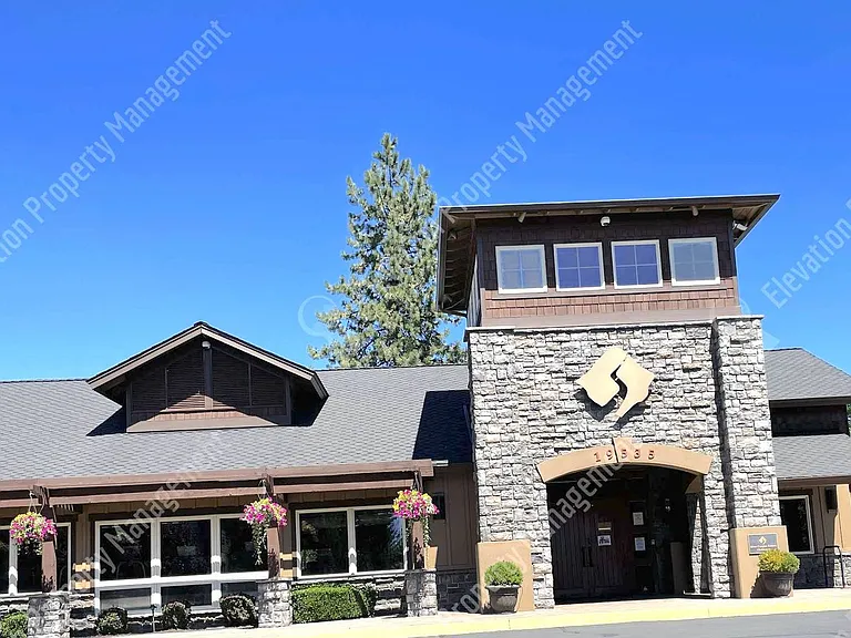 60974 Snowbrush Dr — Photo 3