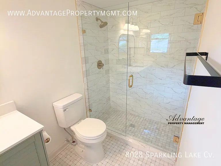8028 Sparkling Lake Cv — Photo 25