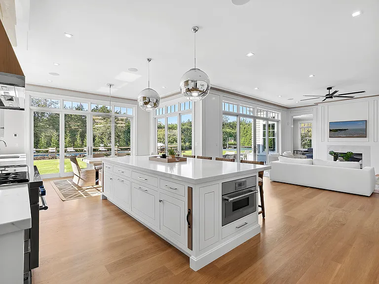 173 Ferry Rd — Photo 12