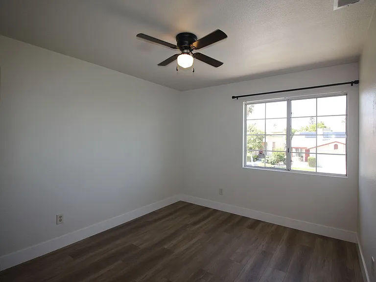 9405 Salinger St — Photo 7