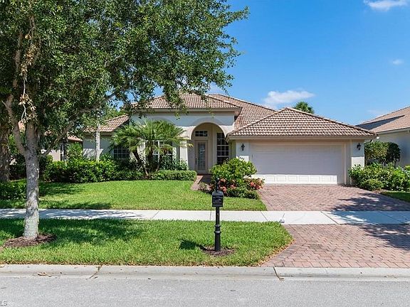 3rd image of 8848 Mustang Island Cir