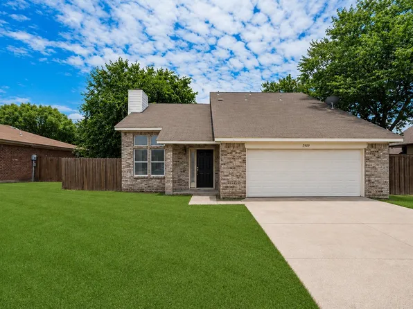 5909 Shady Springs Trl, Fort Worth, TX 76179