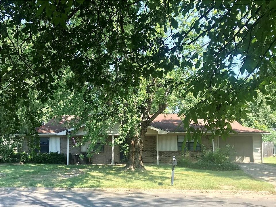 1st image of 1137 Eastwood Dr